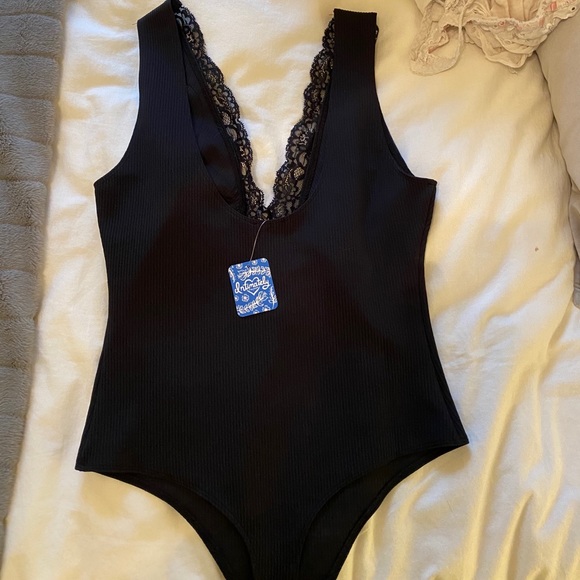 Black Free People Deep V bodysuit - Picture 2 of 3